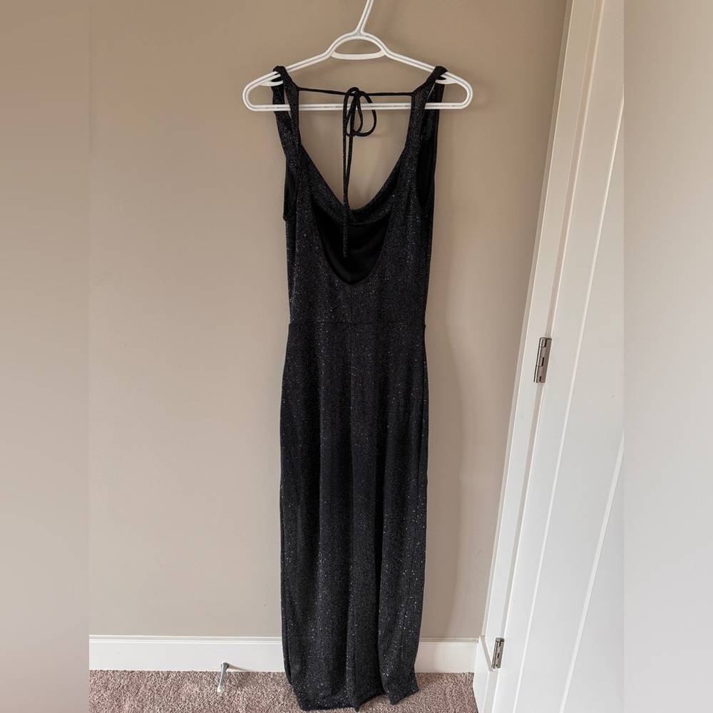 Black silver glitter cocktail dress w cowl/drape neck and halter-style back sz M